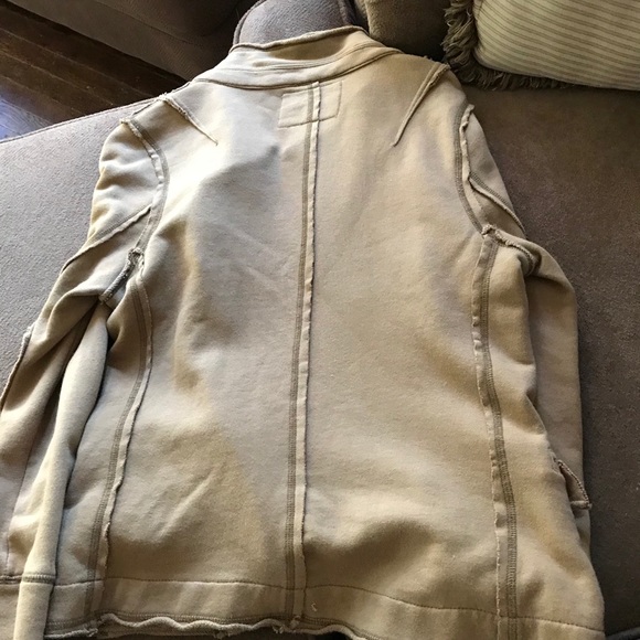 Unique jacket - Picture 2 of 2